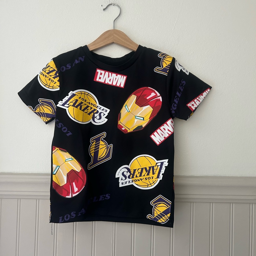 Rare NBA Marvel Boys 5-6 Kids Black Iron Man LA Lakers Graphic T-Shirt
